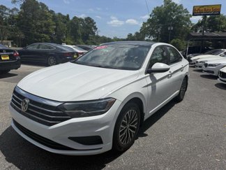 Used 2019 Volkswagen Jetta SE image 1