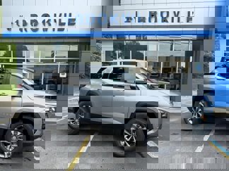 New 2026 Chevrolet Equinox LT w/ Convenience Package II image 1