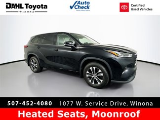 Used 2022 Toyota Highlander XLE image 1