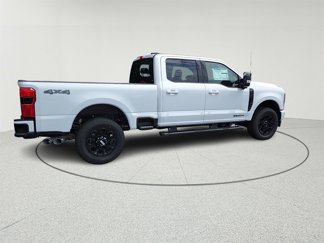 New 2025 Ford F350 Lariat w/ Black Appearance Package video 3