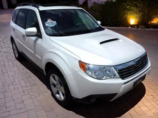 Used 2010 Subaru Forester 2.5XT Limited image 1