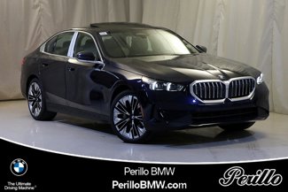 Used 2026 BMW 530i xDrive w/ Premium Package image 1