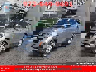 Used 2023 Chevrolet Equinox LT image 1