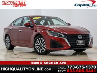 Used 2023 Nissan Altima 2.5 SV image 1