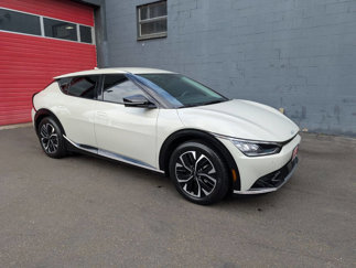 Used 2022 Kia EV6 Wind image 1