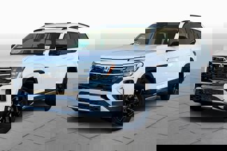 New 2025 Volkswagen Atlas Peak Edition SE image 1