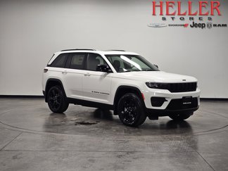 New 2025 Jeep Grand Cherokee Altitude image 1