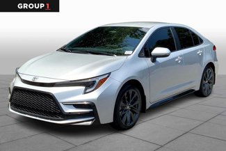 Certified 2025 Toyota Corolla SE image 1