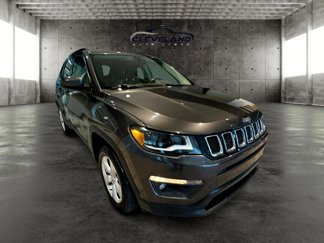 Used 2018 Jeep Compass Latitude w/ Popular Equipment Group image 1