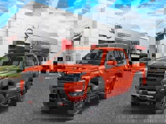 New 2025 Nissan Frontier PRO-4X w/ Pro Convenience Package image 1