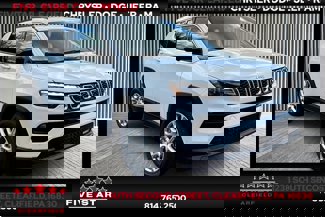 New 2024 Jeep Compass Latitude w/ Sun and Sound Group image 1