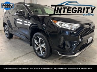 Used 2021 Toyota RAV4 SE image 1