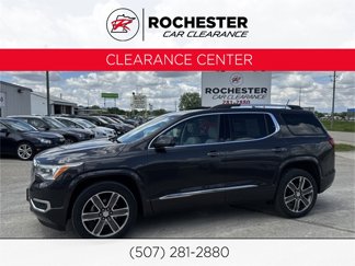 Used 2017 GMC Acadia Denali w/ Technology Package image 1