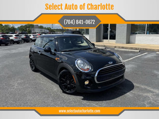 Used 2016 MINI Cooper 2-Door Hardtop image 1