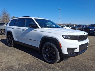 New 2025 Jeep Grand Cherokee L Altitude image 1