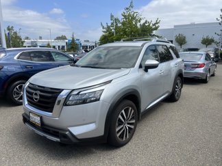 Used 2025 Nissan Pathfinder Platinum w/ Cargo Package image 1