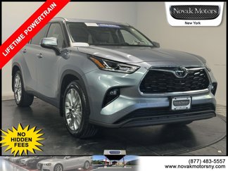 Used 2022 Toyota Highlander Limited image 1