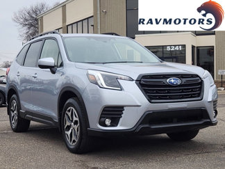 Used 2024 Subaru Forester Premium image 1