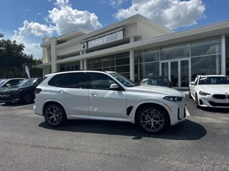 New 2026 BMW X5 xDrive40i w/ M Sport Package image 1