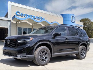 New 2025 Honda Pilot TrailSport image 1