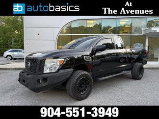 Used 2018 Nissan Titan S image 1