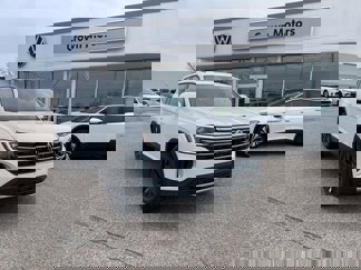 New 2025 Volkswagen Atlas SE image 1