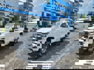 New 2025 Chevrolet Colorado LT w/ LT Convenience Package image 1