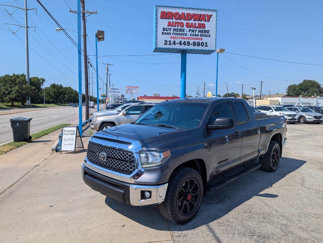 Used 2019 Toyota Tundra SR5 image 1