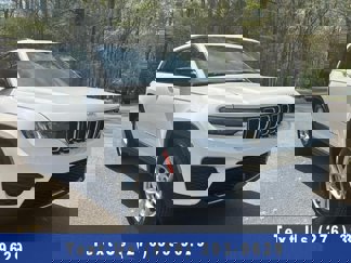 New 2025 Jeep Grand Cherokee Laredo X w/ Luxury Tech Group I image 1