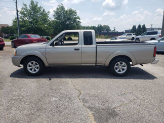 Used 2002 Nissan Frontier XE w/ (UTL) Utility Pkg image 1