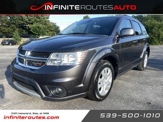 Used 2019 Dodge Journey SE image 1