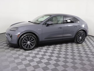 Used 2025 Porsche Macan 4 Electric image 1