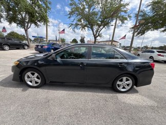 Used 2013 Toyota Camry SE image 1