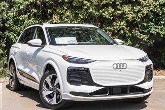 New 2025 Audi Q6 e-tron Premium Plus image 1