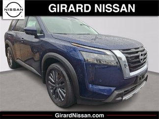 New 2025 Nissan Pathfinder SL w/ SL Premium Package image 1