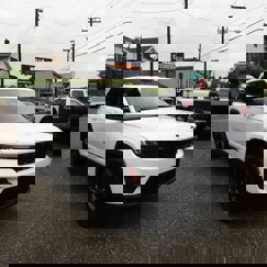 New 2025 Jeep Grand Cherokee Altitude image 1