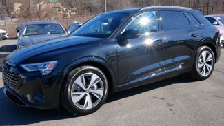 Used 2024 Audi Q8 e-tron Premium image 1