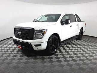 Used 2023 Nissan Titan SV w/ SV Convenience Package image 1