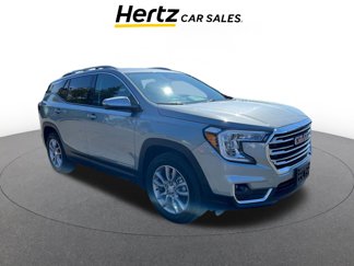 Used 2024 GMC Terrain SLT image 1