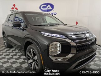 New 2025 Mitsubishi Outlander SE image 1