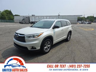 Used 2014 Toyota Highlander XLE image 1