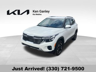 Certified 2025 Kia Seltos S image 1