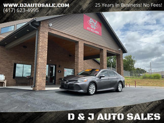 Used 2019 Toyota Camry LE image 1