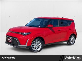 Used 2023 Kia Soul LX w/ LX Technology Package image 1