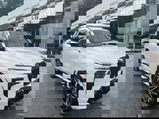 New 2026 BMW X7 M60i image 1