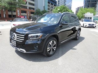 Used 2025 Mercedes-Benz GLB 250 4MATIC image 1