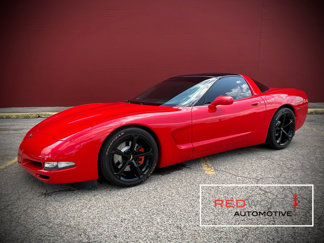 Used 2000 Chevrolet Corvette Coupe w/ Roof Pkg image 1