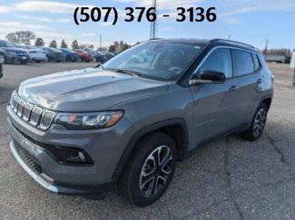 Used 2022 Jeep Compass Limited image 1