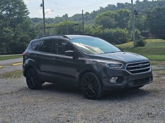 Used 2019 Ford Escape SE image 1