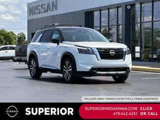 New 2025 Nissan Pathfinder Platinum image 1